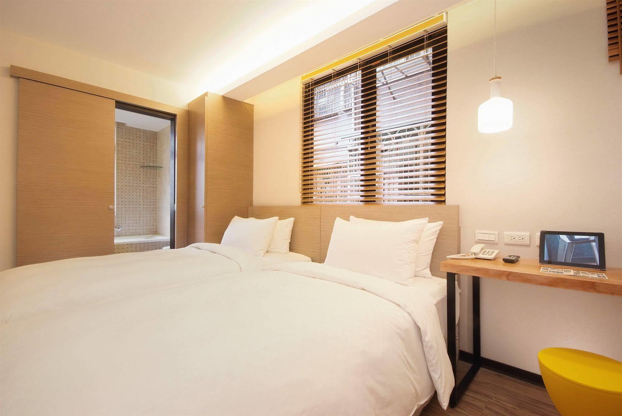 Lan Ting Business Inn Тайбэй Экстерьер фото