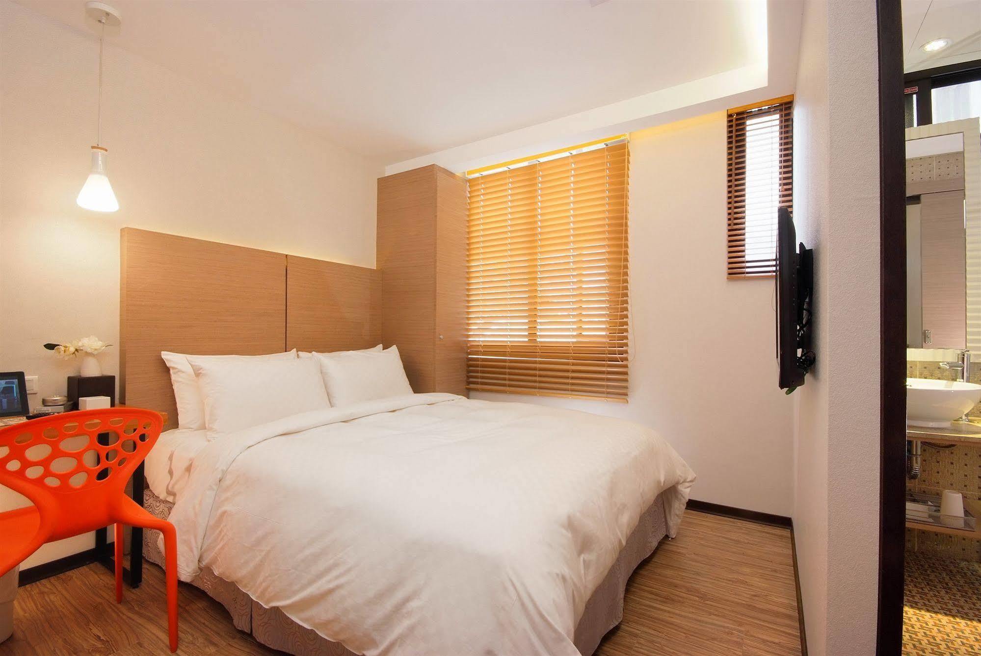 Lan Ting Business Inn Тайбэй Экстерьер фото