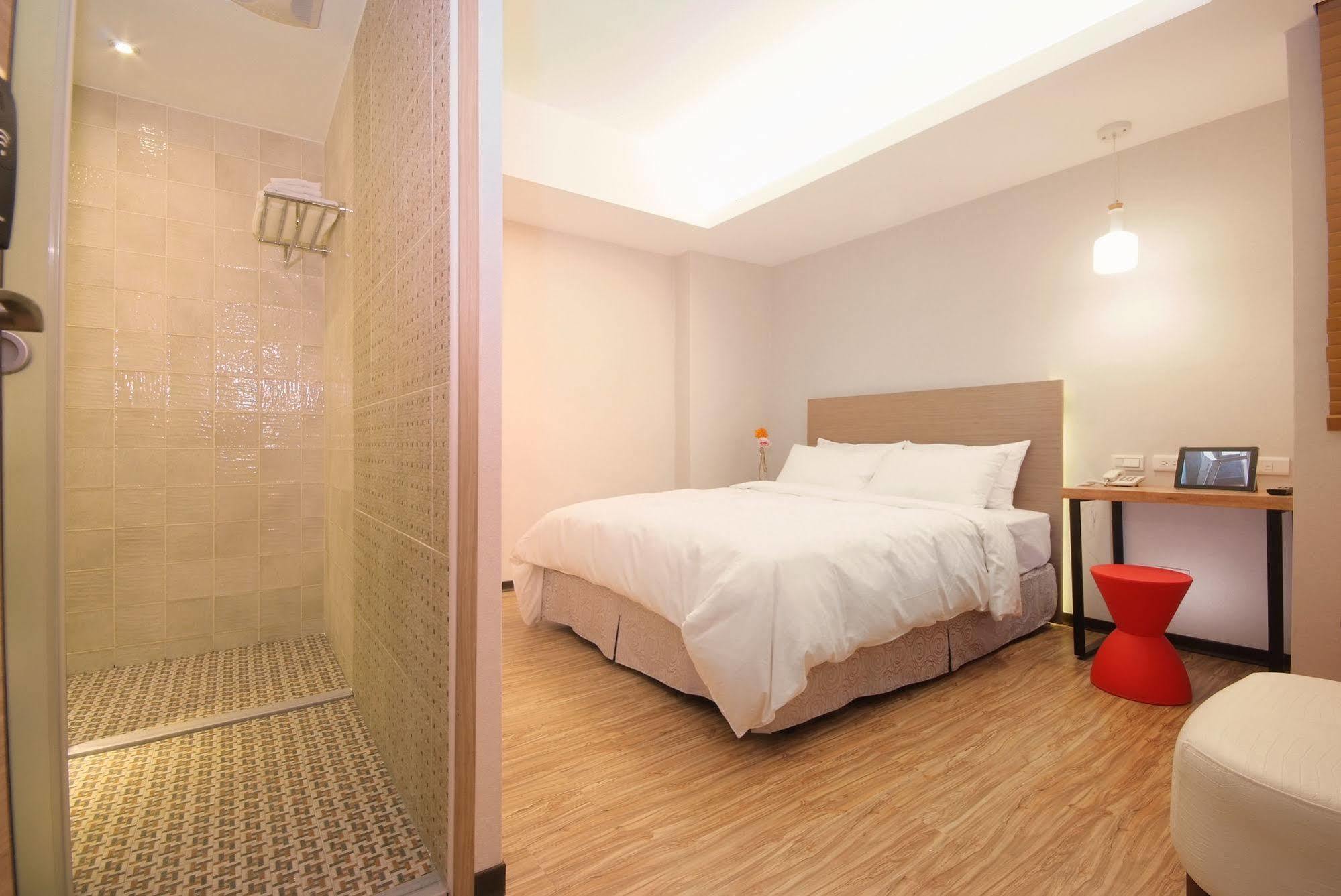 Lan Ting Business Inn Тайбэй Экстерьер фото