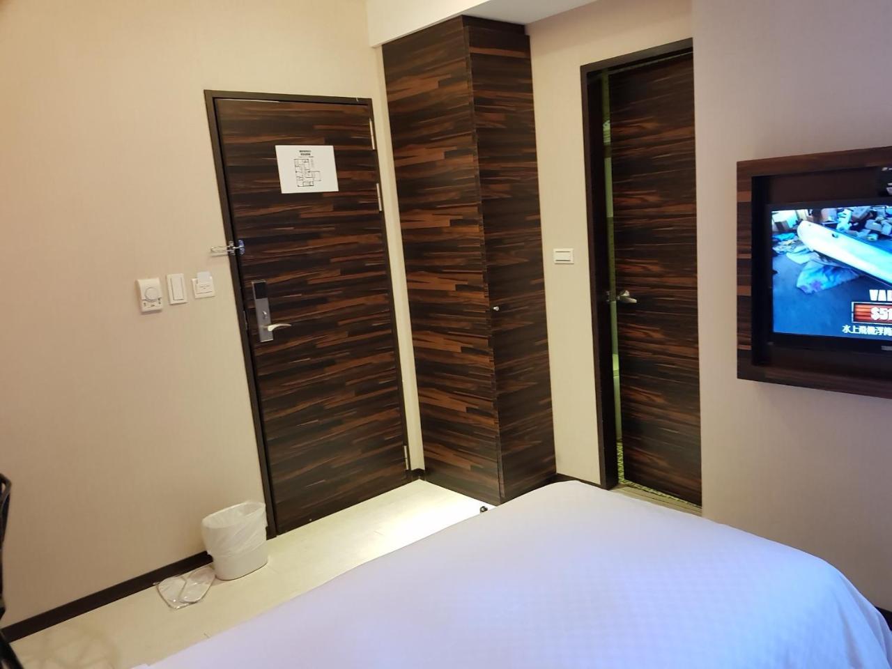 Lan Ting Business Inn Тайбэй Экстерьер фото