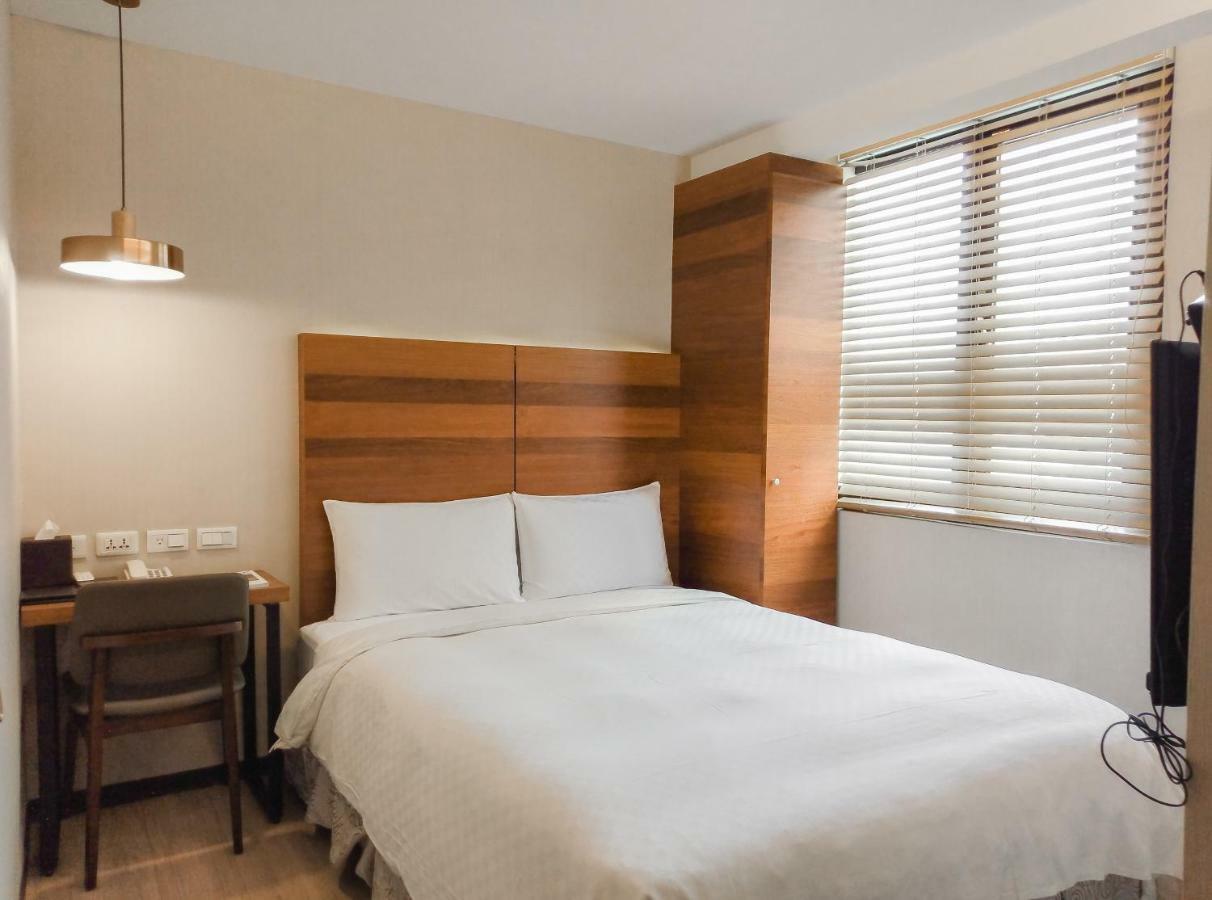 Lan Ting Business Inn Тайбэй Экстерьер фото